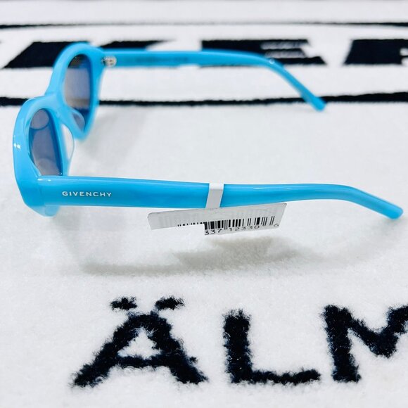 Givenchy GV Day 55mm Cat Eye Sunglasses - Sky Blue / Light Blue main image 4